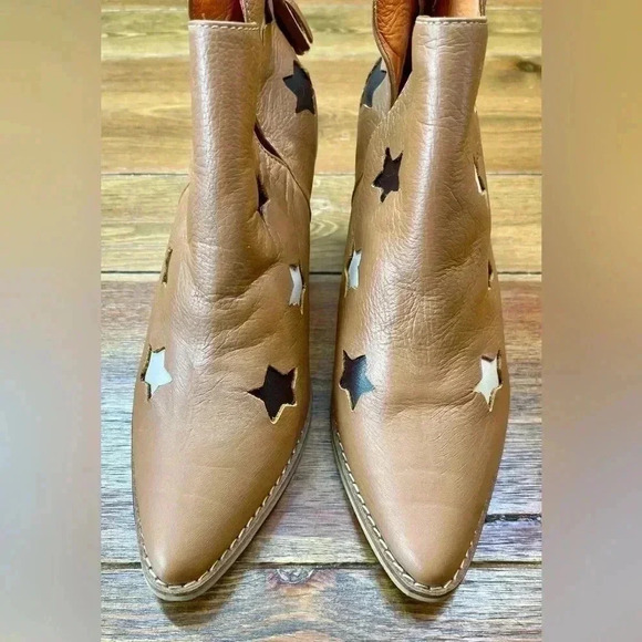 Silvia Cobos | Shoot for the Moon | Honey | Cowboy Cowgirl Boots 7 - Picture 3 of 6